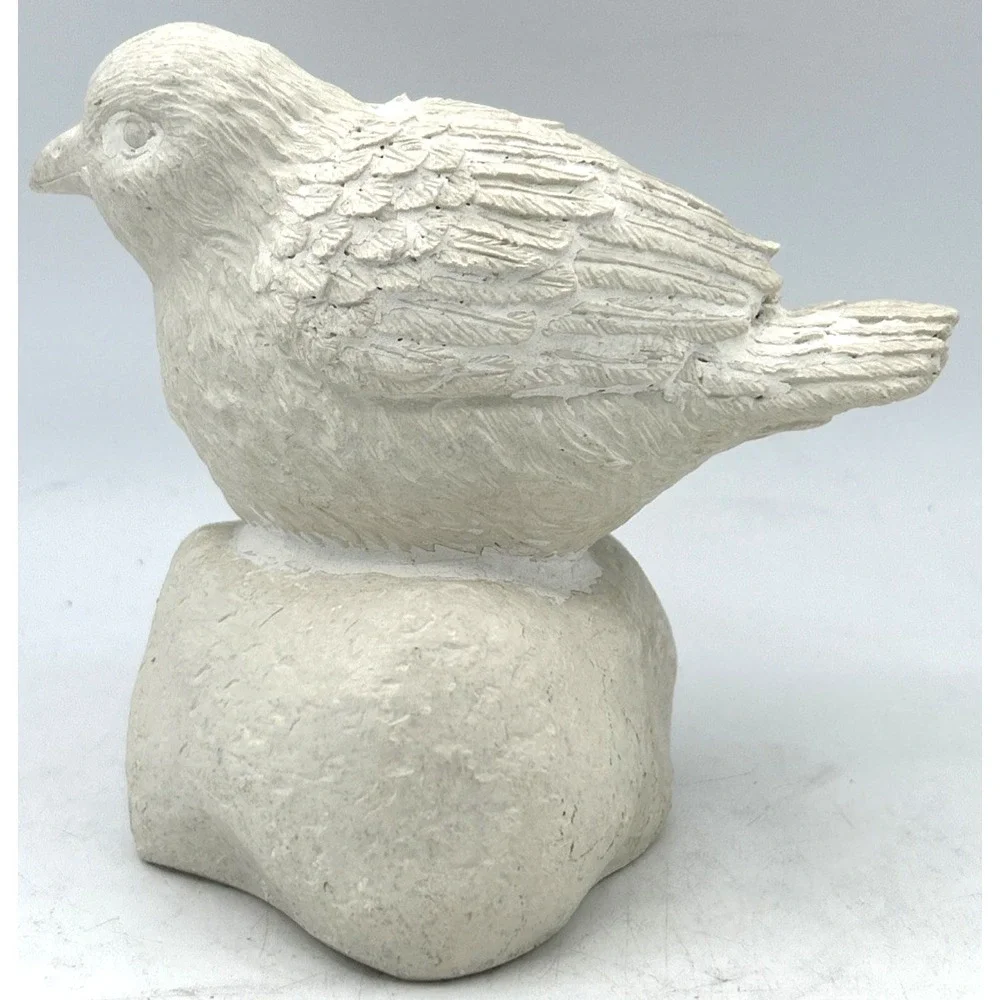 Vtg Bird On Top Of Rock Figure Resin 4.5L X 6W X 5 .5 H 5700557 1997 Cottagecore
